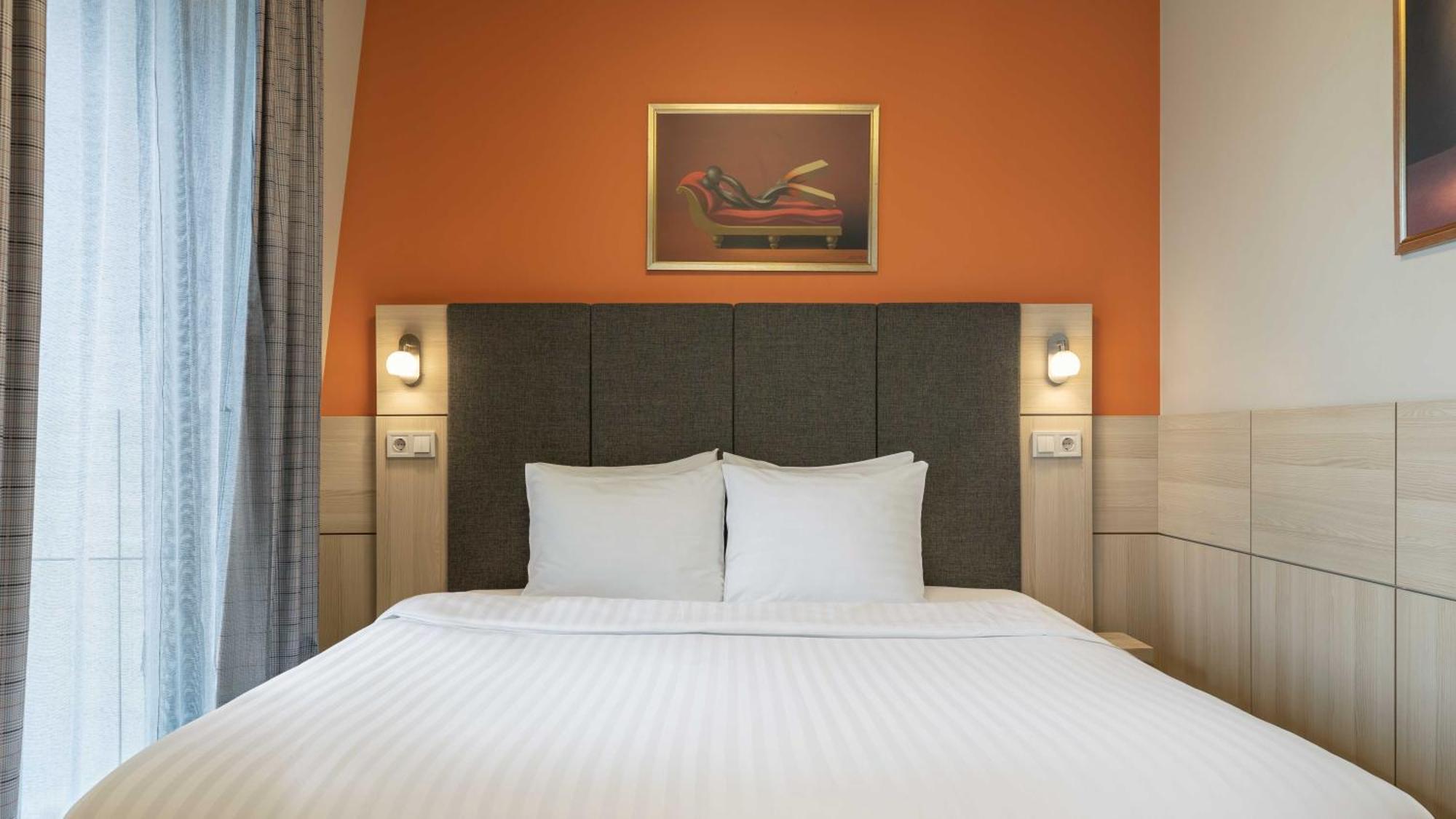 Wellton & Khách sạn 4*
